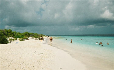 beach at Klein Bonaire